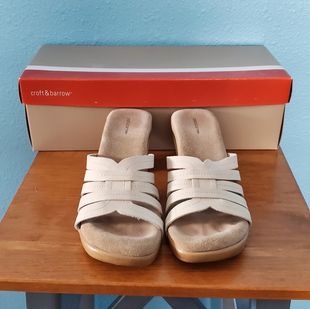 Sandles